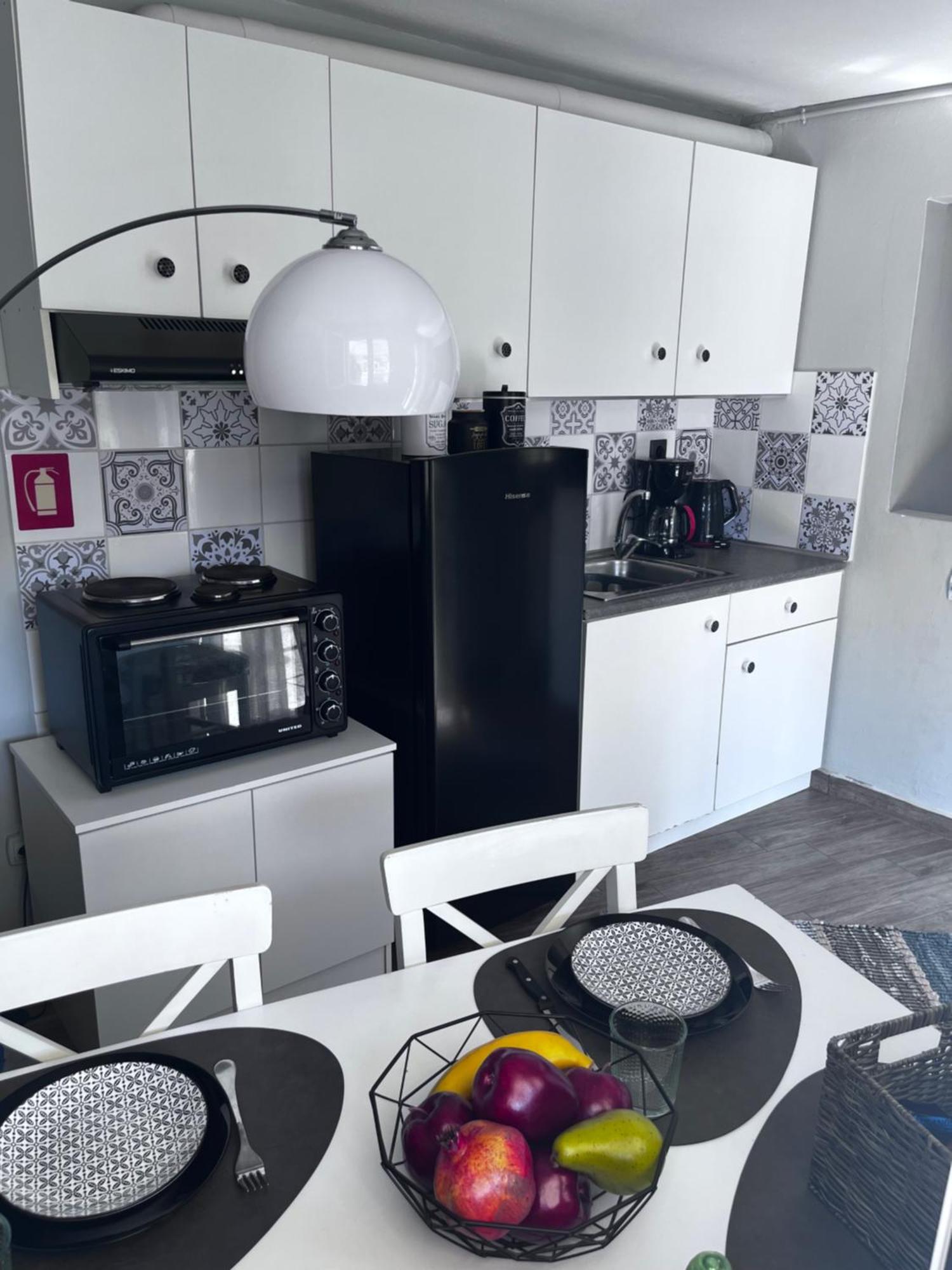 Cozy Studio Apartment In The Heart Of אתונה מראה חיצוני תמונה